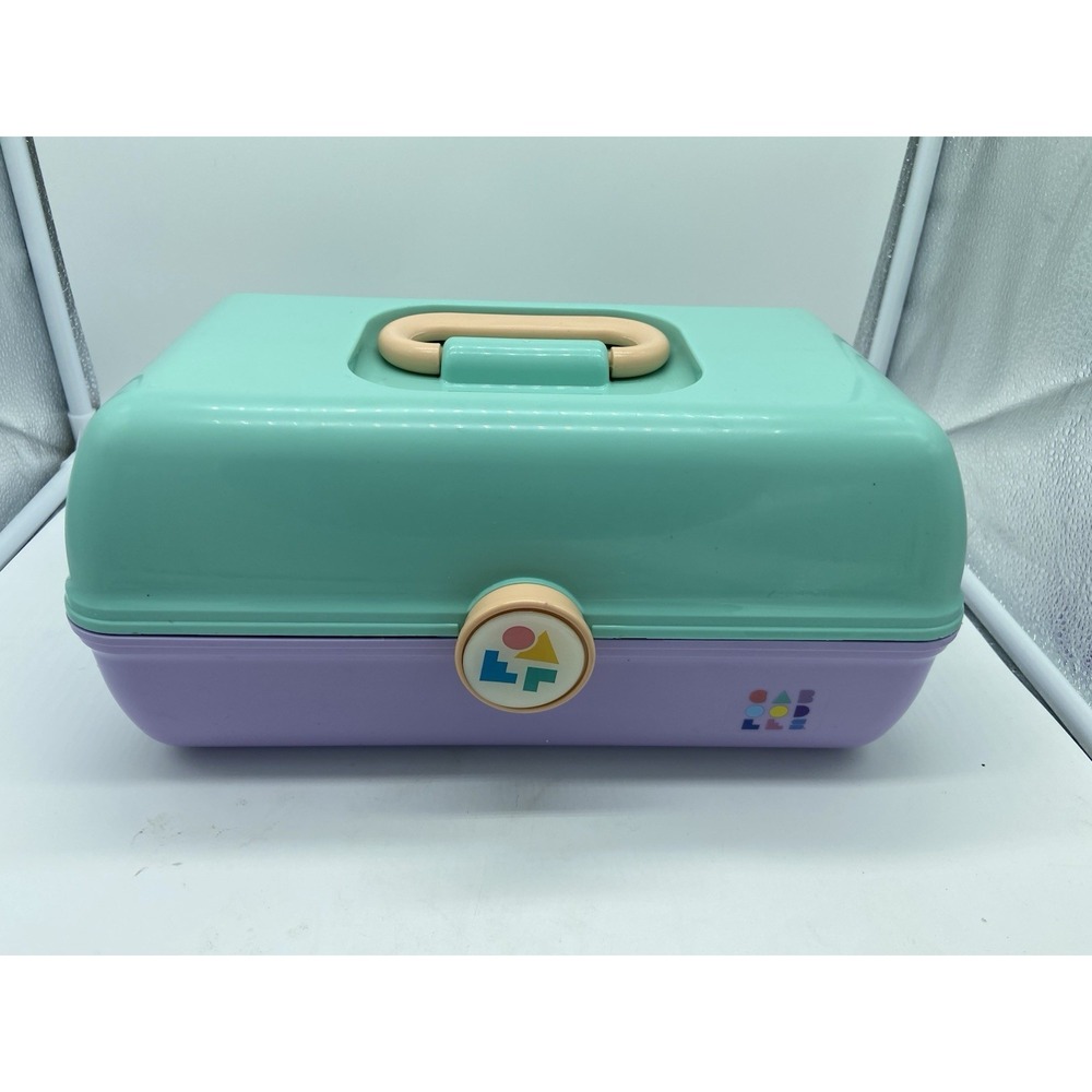 Caboodles Pretty in‎ Petite Makeup Case Purple Teal Peach Mirror Tray EUC
